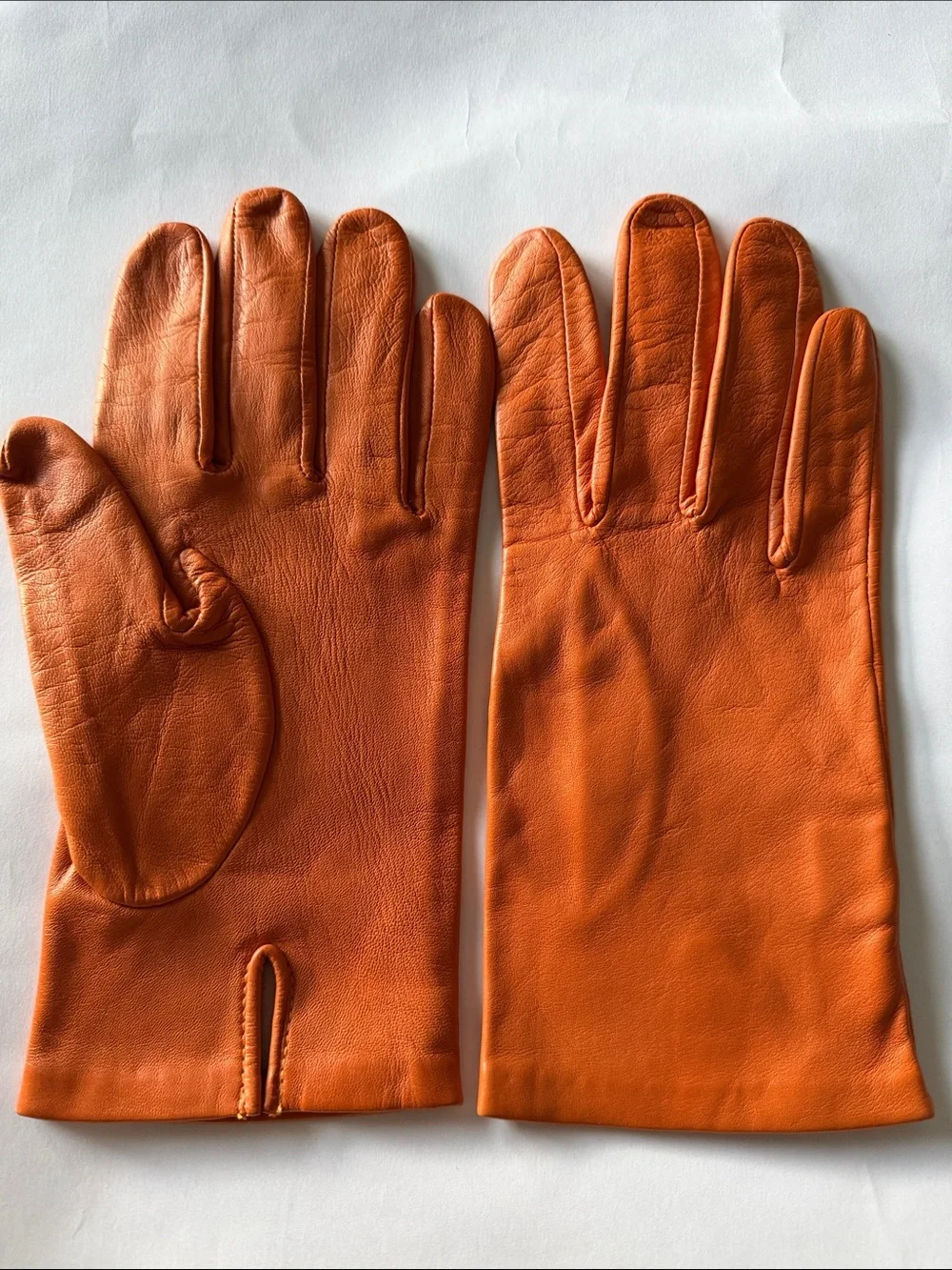 **VINTAGE 80s** Women’s Super Soft Orange Leather Gloves